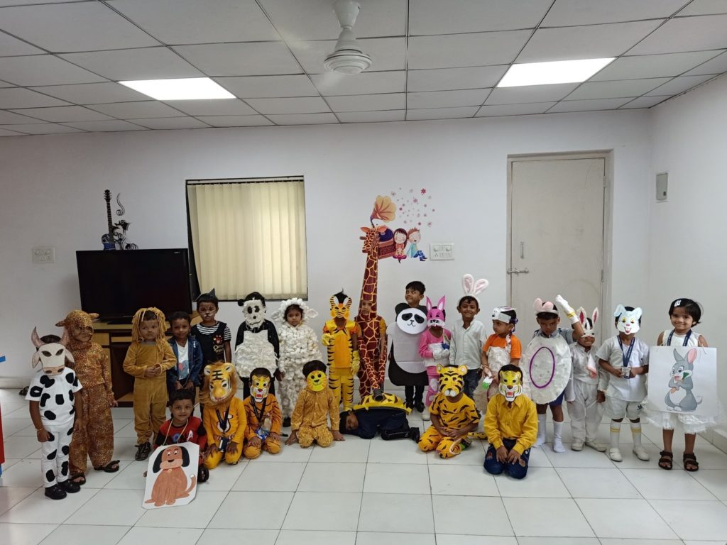 Costumes, Ideas, And Dialogues – Apeejay Newsroom